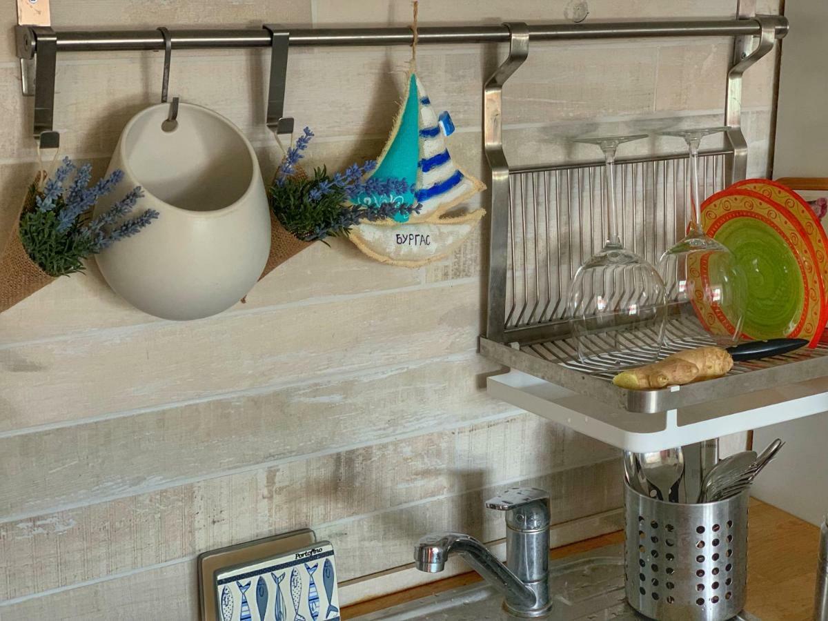 Charming Beach Holiday Apartment Lozenets Exteriör bild